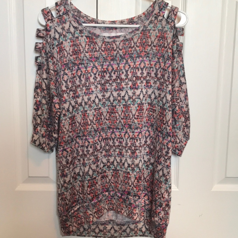 ✨nice pattern blouse✨